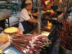 -正宁路小吃夜市