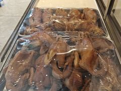 -鸿亨泰杂鱼馆(港馨家园店)