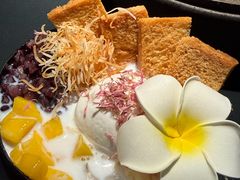 -Ameigo梅果·云贵川bistro(长宁来福士店)