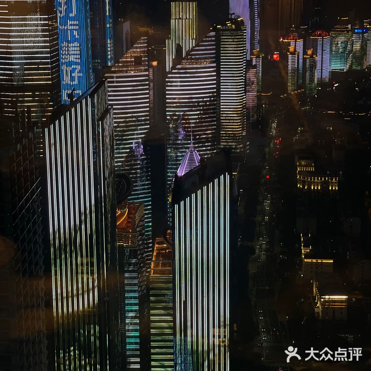 青岛最好吃云端海景自助餐厅