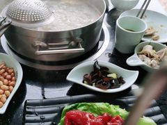 -马家斑.鲜鱼火锅(松湖万科店)