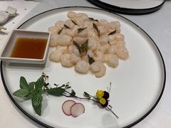 龙井虾仁-乾隆美食·本帮菜(黄河路店)