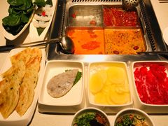 -海底捞火锅鲜切牛肉主题店(长寿路店)