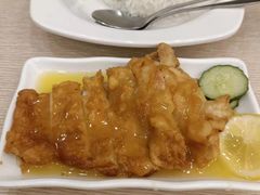 -佰搭果·广式茶餐厅(西华路店)