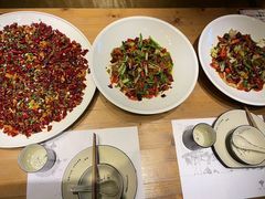 -临界音乐酒馆·小龙虾·江湖菜(华熙LIVE·鱼洞店)