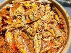 -土砂锅生态山庄·非遗砂锅雅鱼