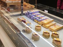 面包甜点陈列柜-味多美蛋糕(洋桥店)