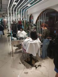 -BULB STUDIO 巴柏明星发型工作室