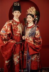 -挪娅婚纱摄影皇家会所