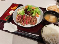 安格斯菲力牛排色拉定食-dodonpa.墩墩伐 便当食堂(博华广场店)