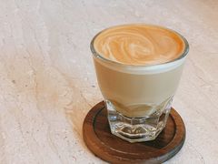 澳白咖啡-玲婧胡同·生日蛋糕·餐厅(嘉里城店)