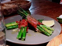 炭烤芦笋-Carbon莫卡哆·意大利复古集市餐厅(杭州大厦店)