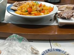-三江源美食城