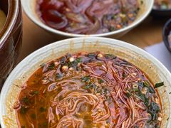 -馋虫重庆火锅(玉林南街店)