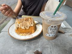 -C.Y Cafe