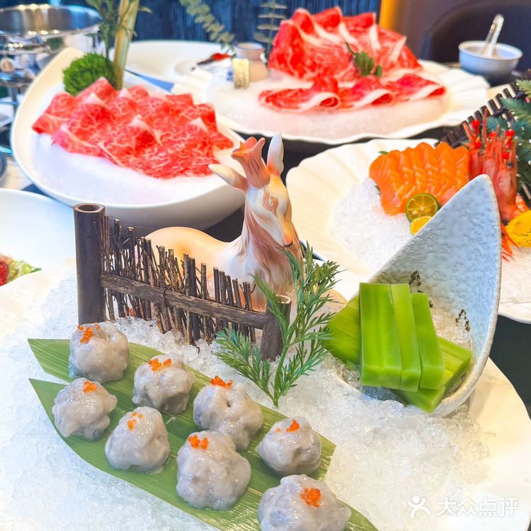 高级小区金茂府旁边的黑牛先生！太高级了！一进店