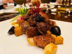 -成都保利公园皇冠假日酒店(熊猫基地店)