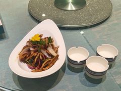 -海派美食·家宴海鲜青岛菜·石锅鲽鱼头(东方城店)