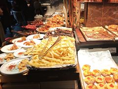 -雍容荟帝王蟹活龙虾展台自助(IFS黑金店)