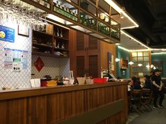 -胡须佬鸡煲四季火锅店(石厦西村直营店)