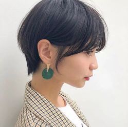 -AYO SALON