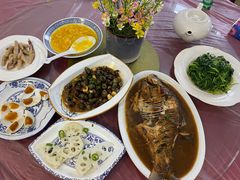 -小陆莲花蟹园农家乐(莲花岛店)