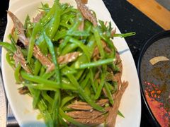 荷兰豆拌黑腐竹-侯志伟老街炒鸡(广济街店)