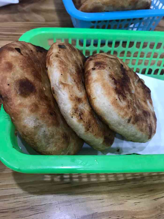 王记肉火烧早餐中国店-"潍坊最有名的肉火烧被我找到了,听说饭点都.