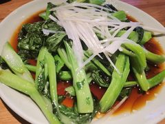 -先启半步颠小酒馆(白麓里店)
