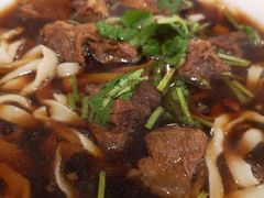 -清真吴记门钉肉饼·喜多利