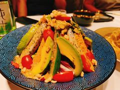 牛油果色拉-隐炉和牛烧肉店(群力店)