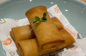 Fresh Shrimp Cheese Spring Rolls