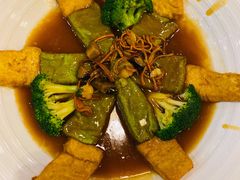 -花溪雨·森林餐厅(石基店)