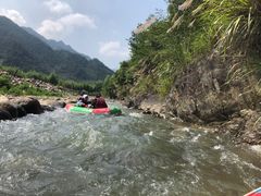 -龙井峡漂流