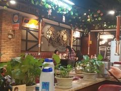 大堂-·缸桶屋·韩式牛肋条自助烤肉(西湖D11店)