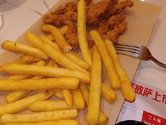 -必胜客(大悦城店)
