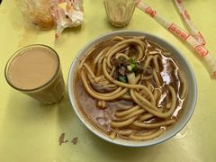 牦牛肉面-老光明岗琼甜茶馆