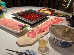 -二荆条·蜀鲜汇城市森林火锅