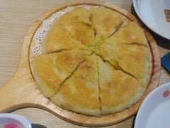 黄米烙-小船渔村•大连菜•大连焖鱼(黄河路店)