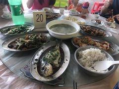 -红月湾海鲜饭店•沙滩海景(双月湾店)