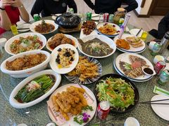-鹤鸣嘉印象饭店(东市场小区店)