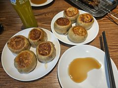 -清真吴记门钉肉饼·喜多利