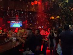 -滨海欢乐昔唐酒吧(财富星座店)