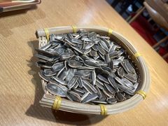 -三顾烤庐·烤鱼·烧烤·龙虾(奉贤店)