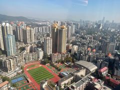 -广州中心皇冠假日酒店