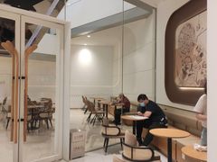 用餐区-Tims天好咖啡·贝果(锦江国金中心店)