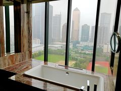 -广州天河希尔顿酒店