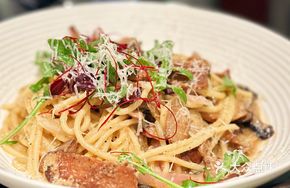 Sautéed Boletus Mushroom Pasta