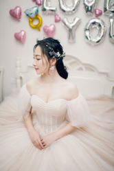 点击看大图 -艾米丽婚纱礼服
