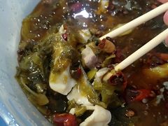 酸菜鱼-黑皮酸菜鱼(三山街店)